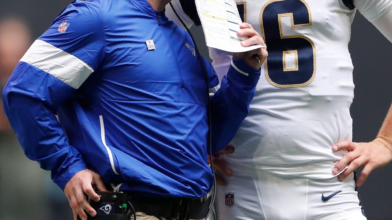 Goff's versatility outside the pocket sparks Rams' offense